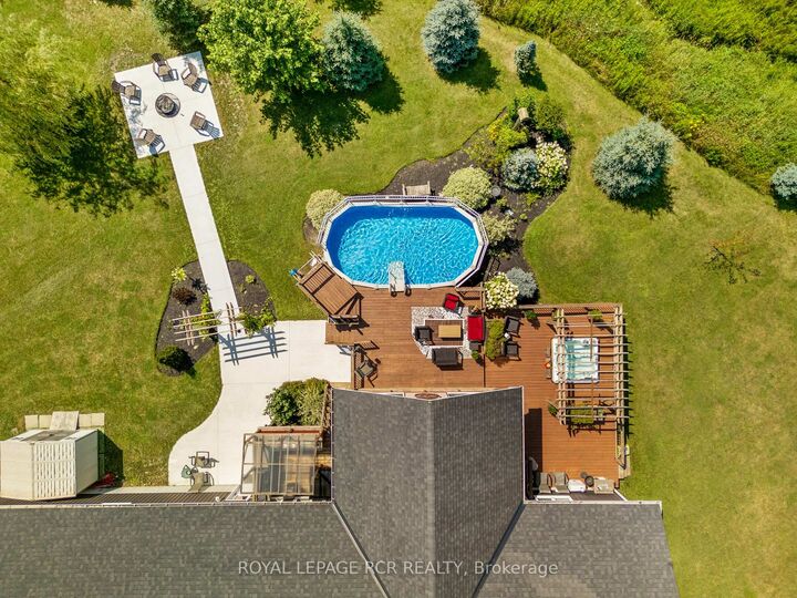 Property Photo: 178 Frederick Street W ON N0G 1A0