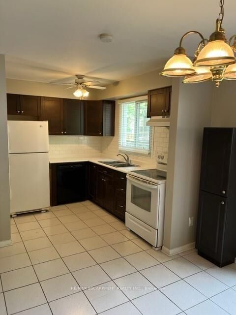 Property Photo: 2385 Woodward Avenue 36 ON L7R 1V2