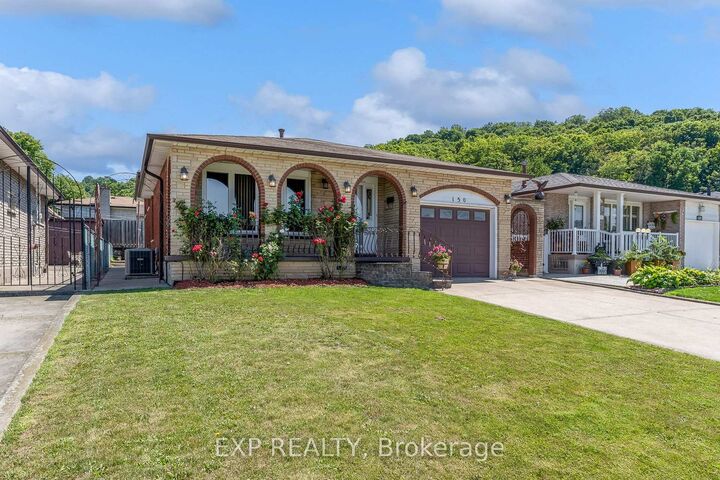 Property Photo: 150 Marcella Crescent ON L8K 6G3
