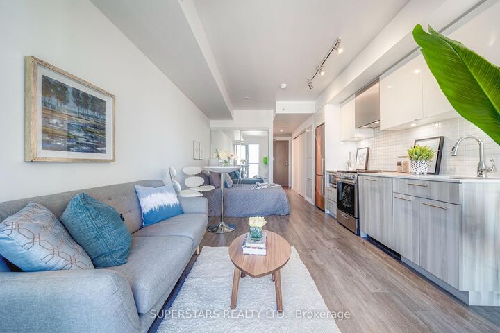 Property Photo:  251 Jarvis Street 2507  ON M5B 0C3 