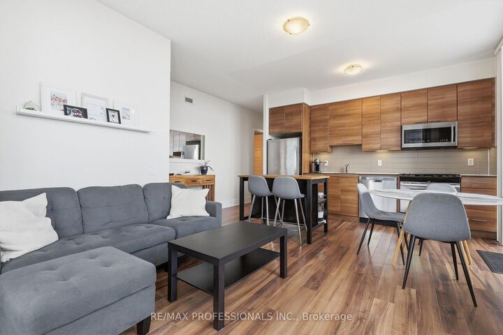 Property Photo: 15 Viking Lane 1602 ON M9B 0A4