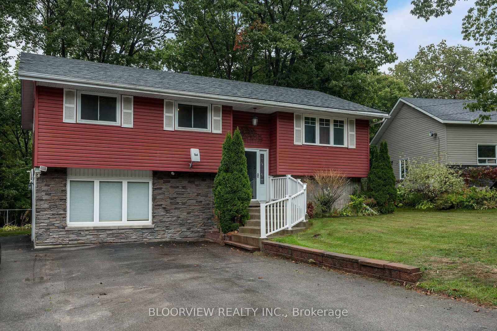 Property Photo:  9467 County 93 Road  ON L4R 4L9 