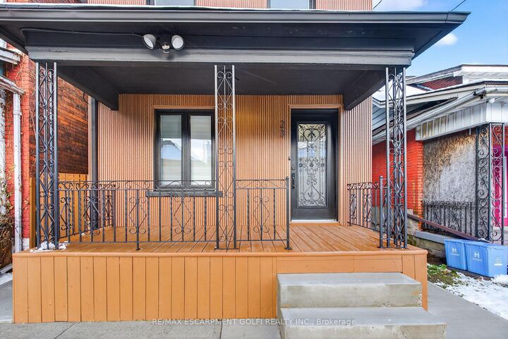 Property Photo: 23 Edward Street ON L8L 2V2