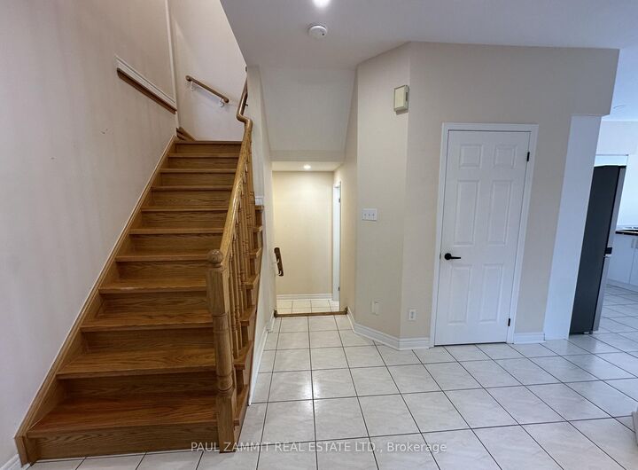 Property Photo: 103 Scoville Square ON M1V 5M1