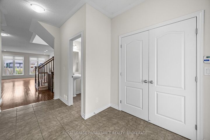 Property Photo: 1397 Waterside Way ON K7K 0E9