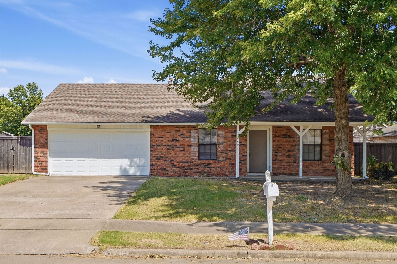 Property Photo: 4401 S Maple Avenue OK 74011