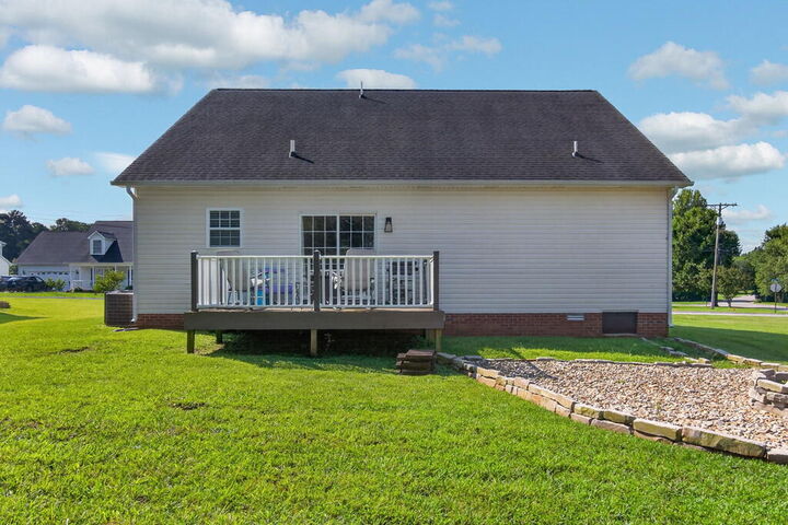 Property Photo: 1130 Dover Dr TN 38501