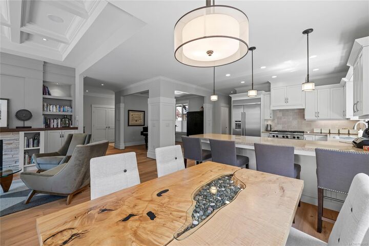 Property Photo: 3380 Bradner Cir BC V9P 9H5