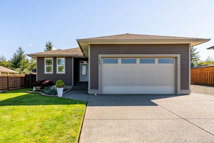 165 Strathcona Way — photo 1