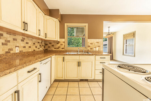 Property Photo: 4044 S Liberty E UT 84403