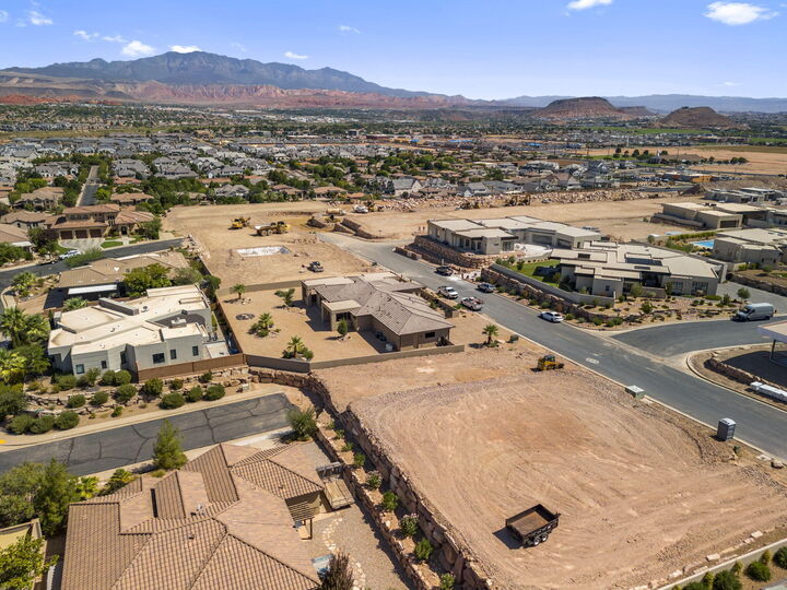 Property Photo:  Shale Dr 1715  UT 84790 