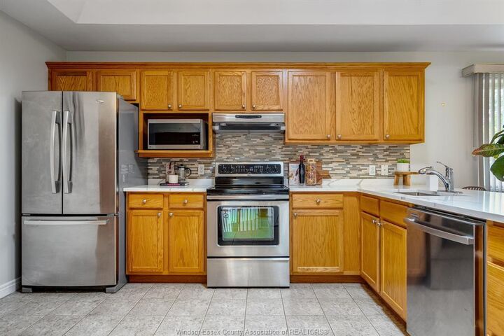 Property Photo:  97 Theresa Trail  ON N8H 5M8 