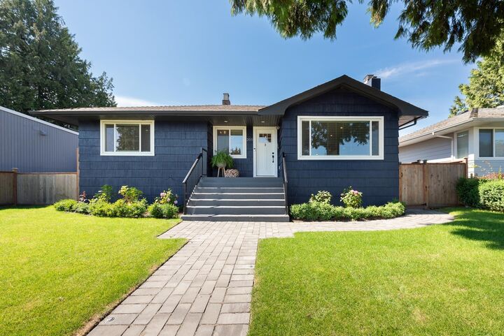 205 E Durham Street — photo 1