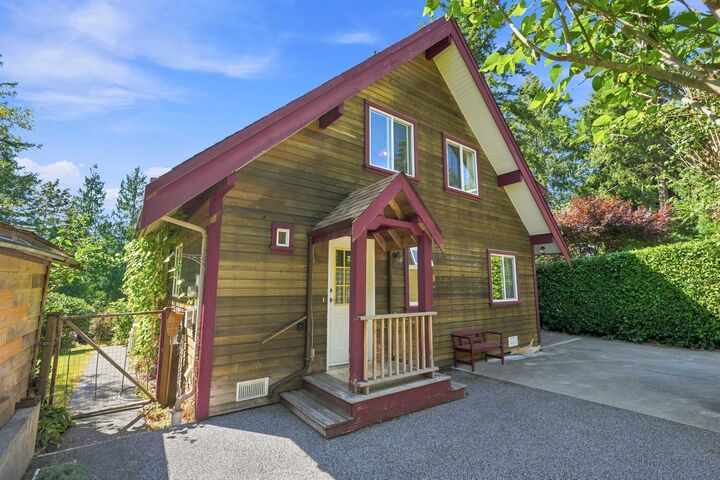Property Photo:  1635 Grady Road  BC V0N 1V6 