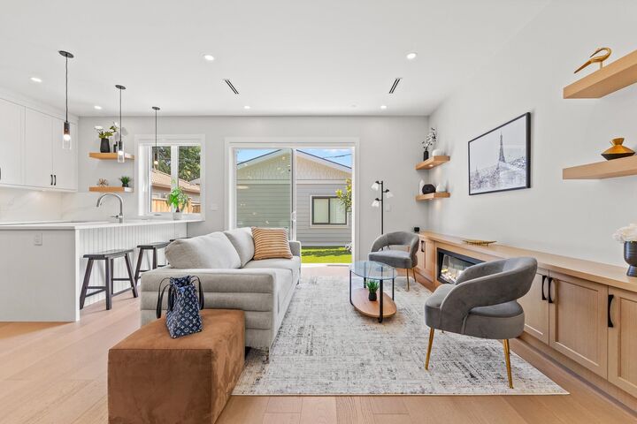 8578 Cartier Street 2 — photo 1