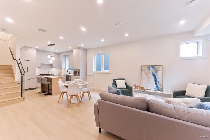 7270 17th Avenue 3 — photo 1