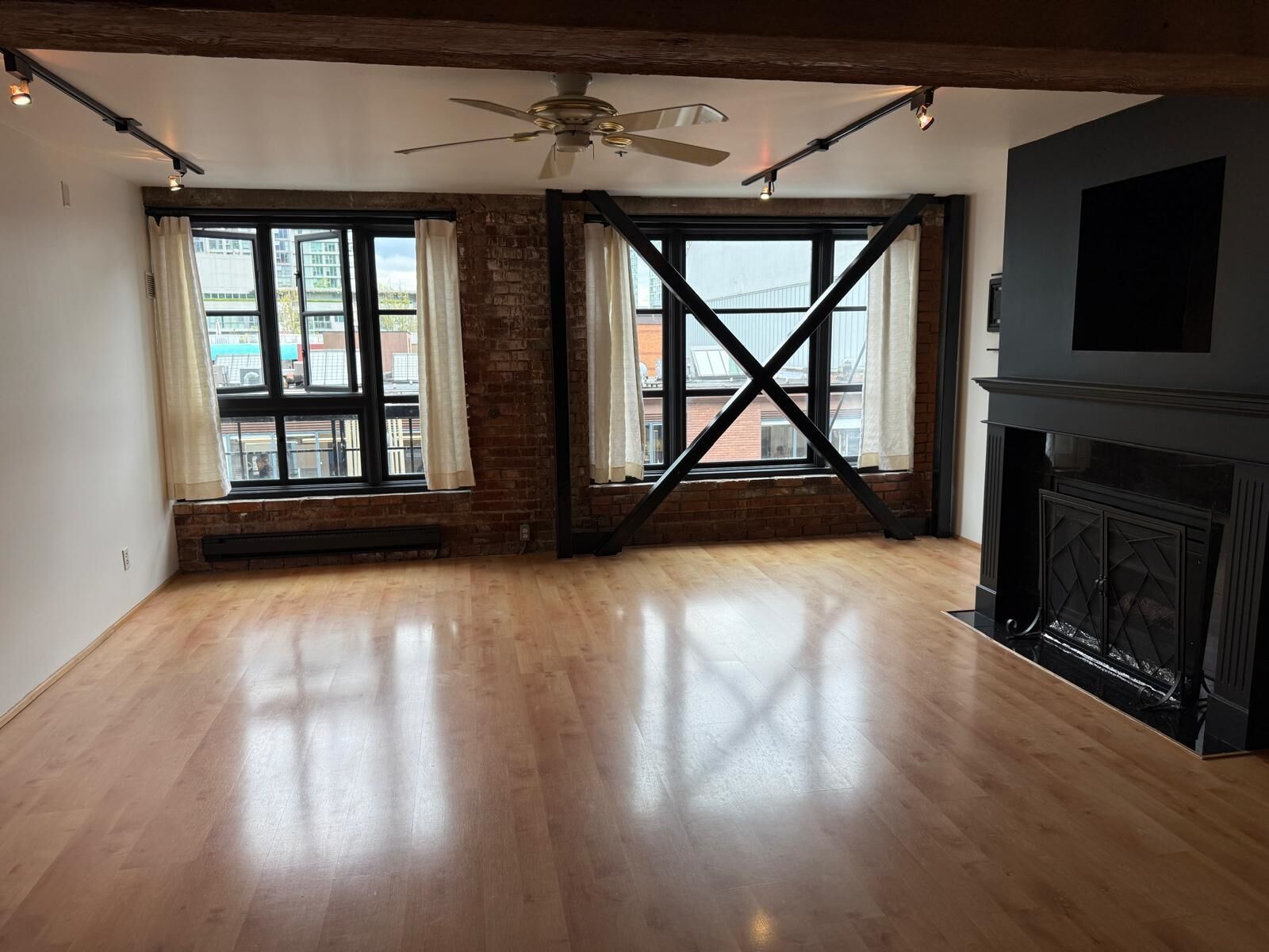 Property Photo:  1066 Hamilton Street 306  BC V6B 2R9 