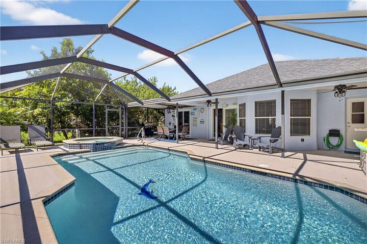 Property Photo:  1333 SW 1st Pl  FL 33991 
