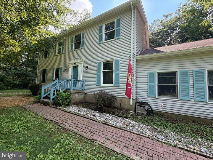 Property Photo: 1270 Tongue Cove Drive MD 20657