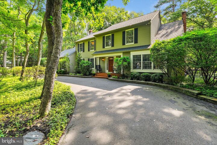 Property Photo:  13 Highwood Court  NJ 08055 