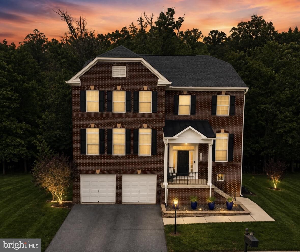 Property Photo: 13722 Abbey Manor Lane VA 20155