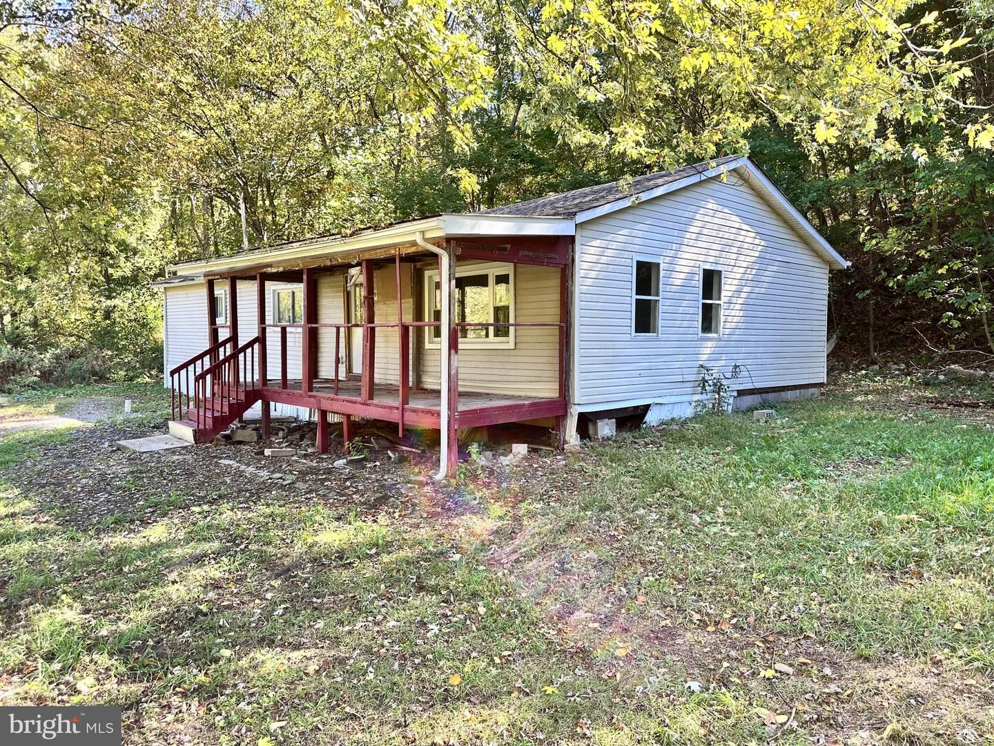 Property Photo:  152 Hawsbrick Street  PA 17044 