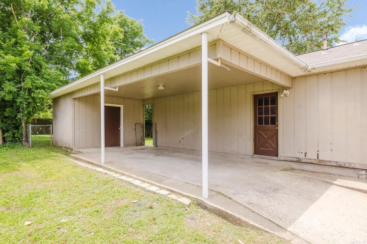 Property Photo: 316 W Conway St AR 72015