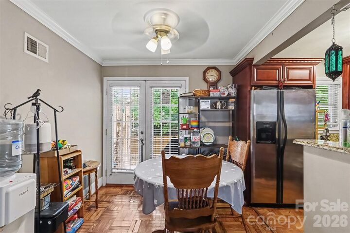 Property Photo: 718 W Franklin Street NC 28112