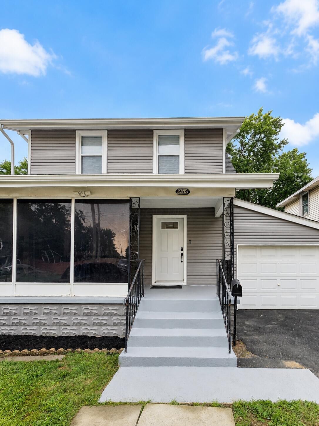 Property Photo:  964 Lawrence Drive  OH 43207 