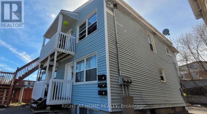 Property Photo:  298 Montfort Street  ON K1L 5N6 
