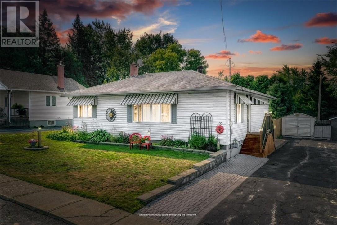 Property Photo:  185 Margaret Avenue  ON P3Y 1N1 