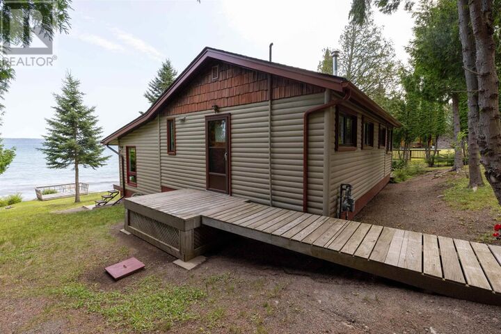 Property Photo: 2503 Scott Dr ON P7A 0Y7
