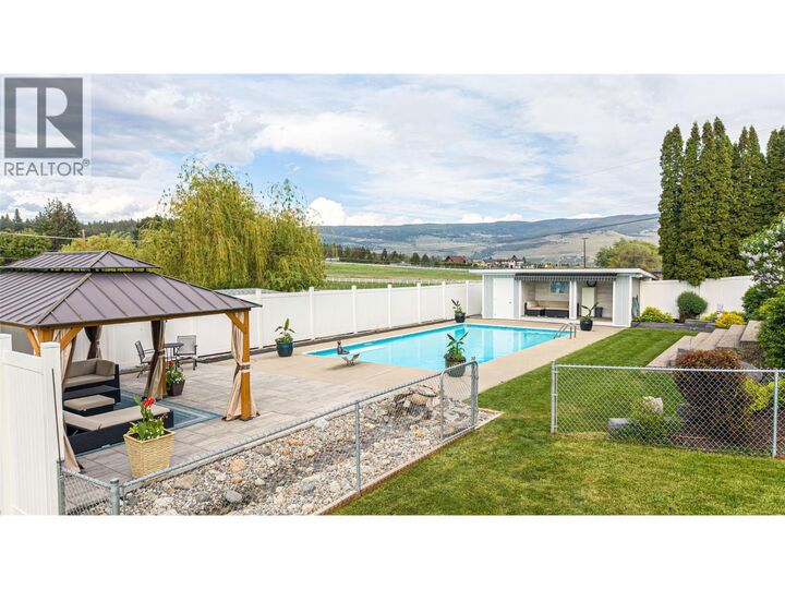Property Photo:  201 Mail Road  BC V1V 2G6 