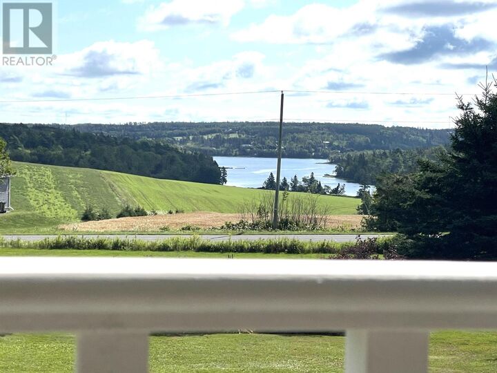 Property Photo: 15 Cherry Lane PE C0B 1M0