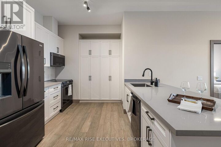 Property Photo: 2274 Princess Street 315 ON K7M 3G4