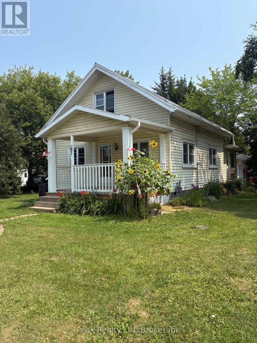 Property Photo: 281 Turnberry Street ON N0G 1H0