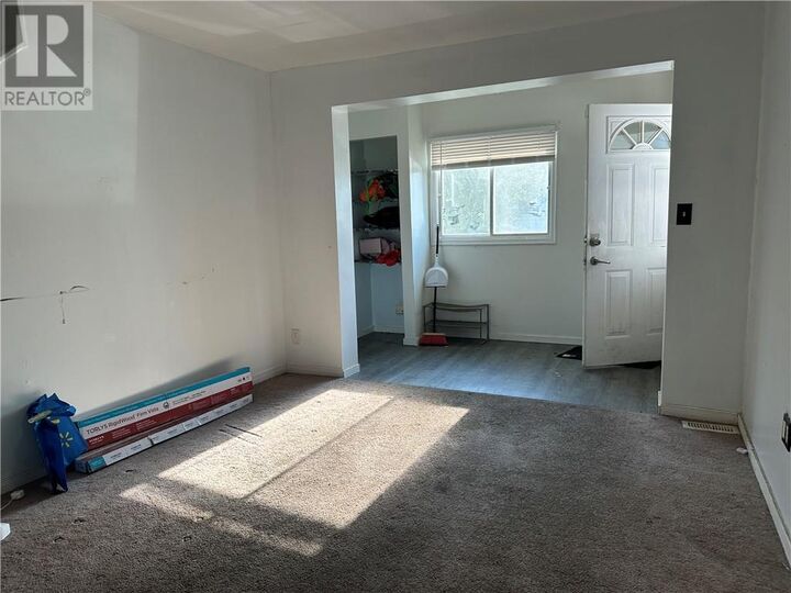Property Photo: 354 Poplar Street ON P3C 2C3
