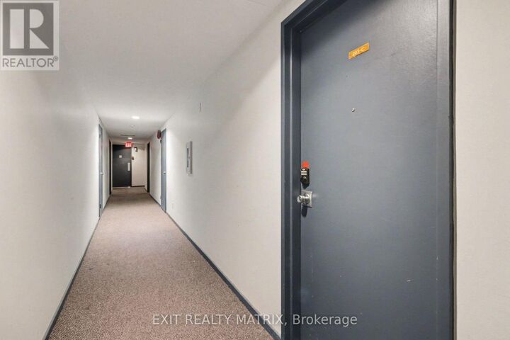 Property Photo: 2044 Arrowsmith Drive 203 C ON K1J 7V8