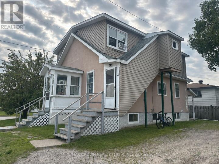 1497 Ferguson Street — photo 1