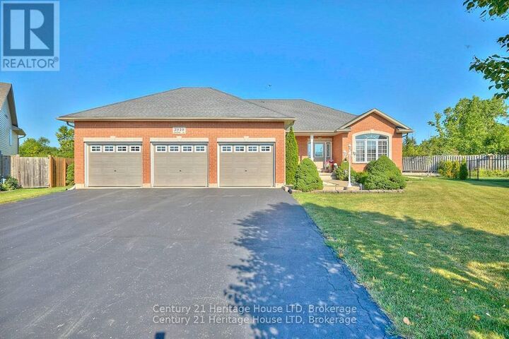 3910 Christina Court — photo 1