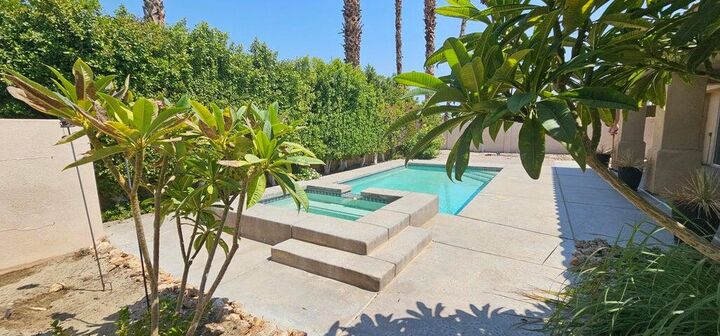 Property Photo: 40560 Palm Court CA 92260