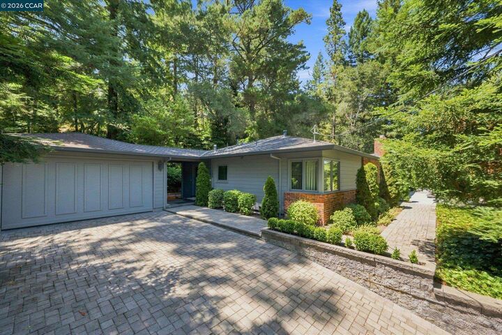 Property Photo:  56 Camino Encinas  CA 94563 