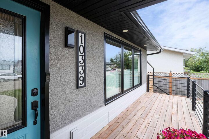 Property Photo:  10339 108 Avenue  AB T7P 1J2 