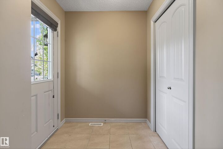 Property Photo: 5636 18 Avenue SW AB T6X 1P8
