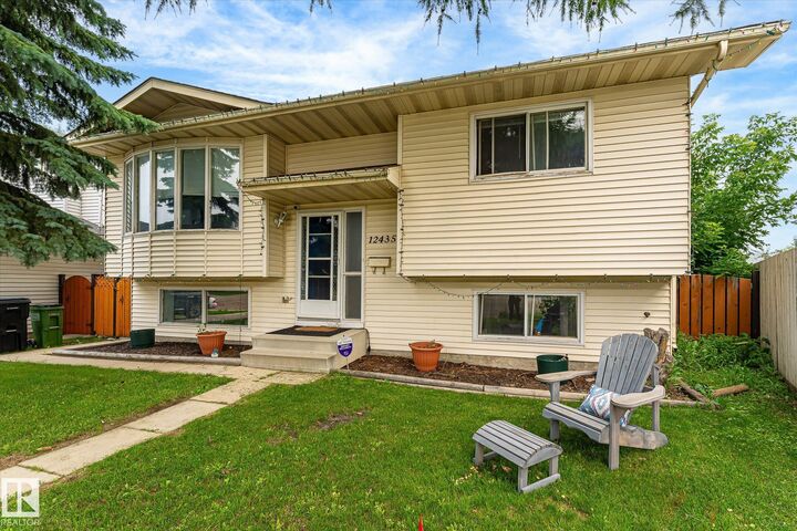 Property Photo: 12435 46 Street NW AB T5W 5E2