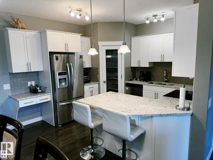 Property Photo: 7028 174 Avenue NW AB T5Z 0L3