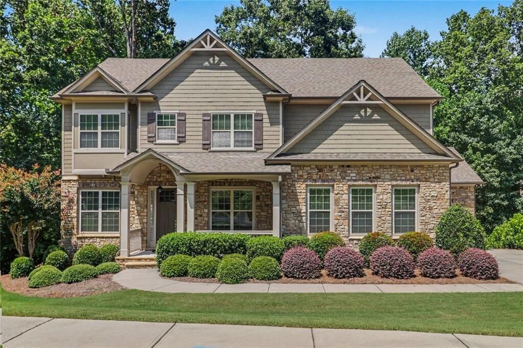 Property Photo: 2720 Cogburn Lane GA 30004