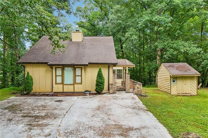 Property Photo: 9080 Pine Tree Circle GA 30506