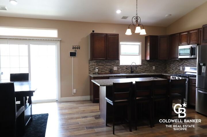 Property Photo: 4026 Hawthorne Way KS 67846