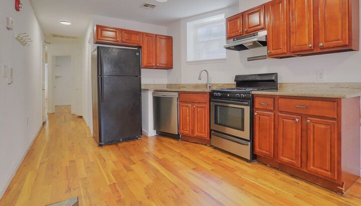 Property Photo:  236 Van Horne St 3B  NJ 07304 